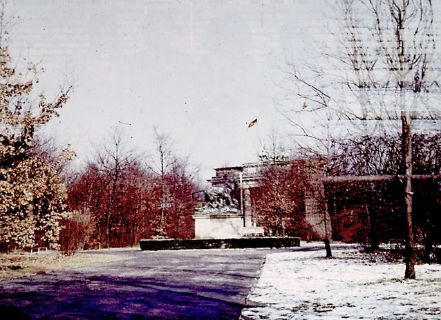 Berlin. Germany 1975. Global Studies: Culture/Nature. Photo A.A.Bispo©