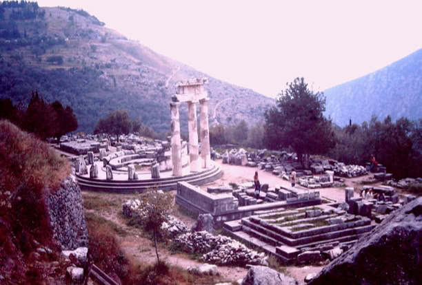 Delphi. Greece. 1977. Global Studies: Culture/Nature. Photo A.A.Bispo©