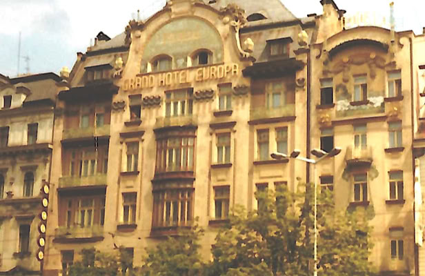 Prague, Czech Republic. 1980. Global Studies: Culture/Nature. Photo: A.A.Bispo©