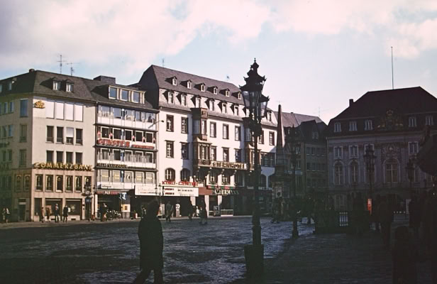 Bonn. Germany 1980. Global Studies: Culture/Nature. Photo: A.A.Bispo©