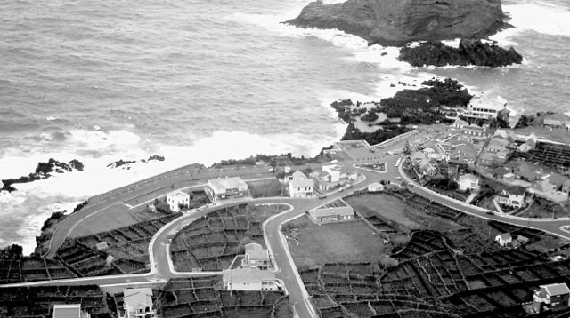 Porto Moniz. Madeira.1989. Global Studies: Culture/Nature. Photo: A.A.Bispo©