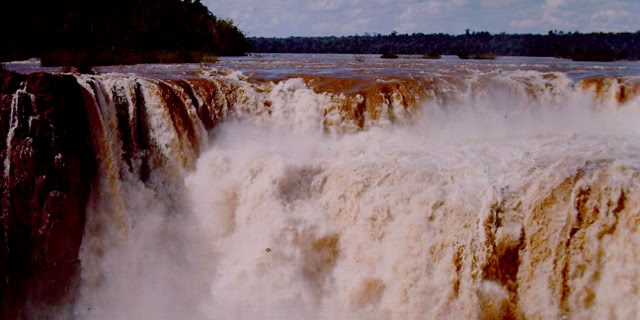 Foz do Iguaçú. Sete Quedas. 1982. Global Studies 1982. Photo: A.A. Bispo ©
