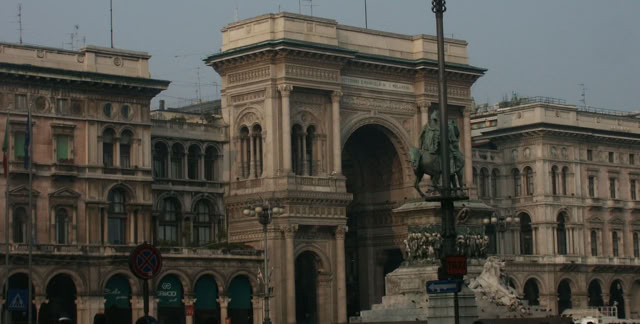 Milan. Italy. 2006. Culture/Nature. Photo: A.A.Bispo©