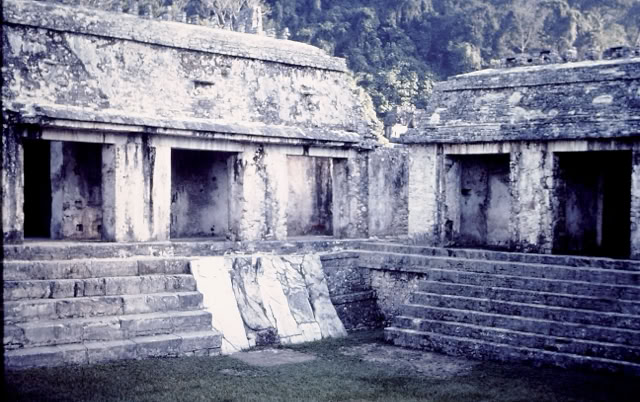 Palenque. Mexico 1985. Global Studies: Culture/Nature. Photo: A.A.Bispo©