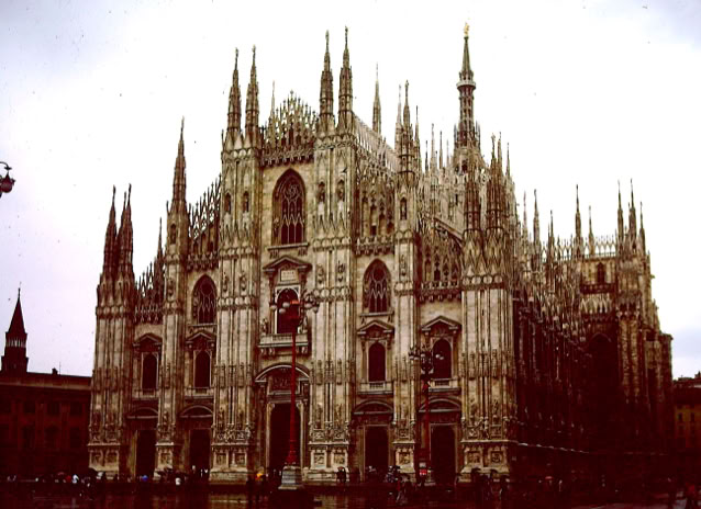 Milan. Italy 1976. Global Studies: Culture/Nature. Photo: A.A.Bispo©