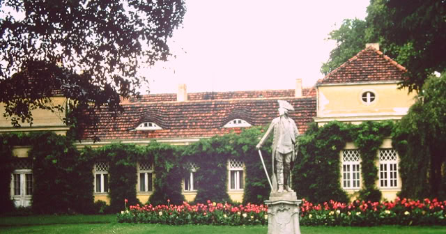 Potsdam. Germany. 1986. Global Studies: Culture/Nature. Photo A.A.Bispo©