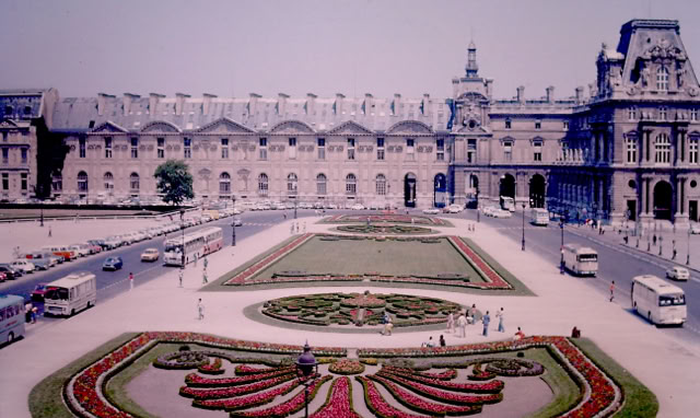 Paris. 1976. Global Studies: Culture/Nature. Photo A.A.Bispo©