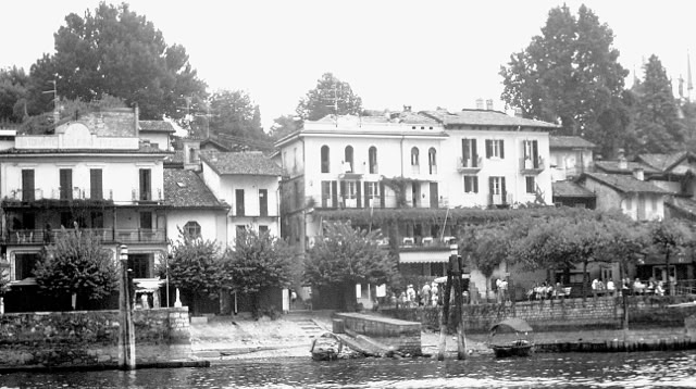 Stresa Lombardy 1990.  Global Studies: Culture/Nature. Photo A.A.Bispo©