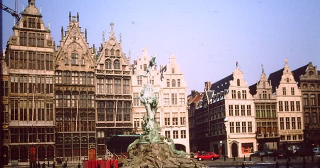 Antwerp. Belgium 1986. Global Studies: Culture/Nature. Photo A.A.Bispo©