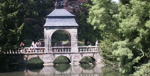 Dyck Castle, Germany. 2002. Global Studies: Culture/Nature. Photo: A.A.Bispo©