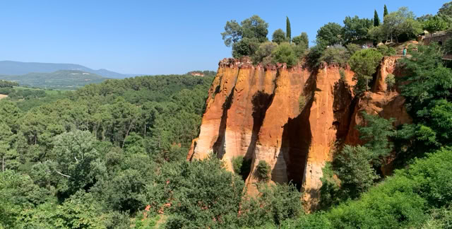 Roussillon, France 2024. Culture/Nature - Global Studies. Topic: Color in the Landscape and Urban Paisagism.Photo ©A.A.Bispo  