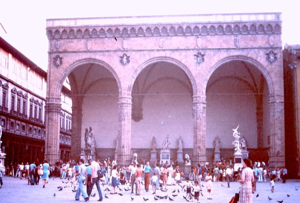 Florence. Italy 1977. Global Sudies: Culture/Nature. Photo A.A.Bispo©