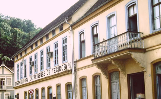 Blumenau, Santa Catarina 1973. Global Studies: Culture/Nature. Photo A.A.Bispoi©
