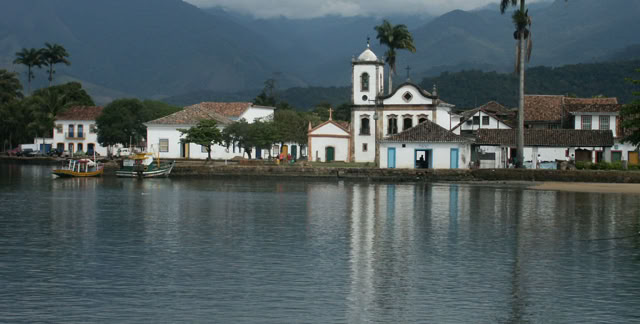 Paraty. Rio de Janeiro Brazil 2002. Global Studies: Culture/Nature. Photo A.A.Bispo©