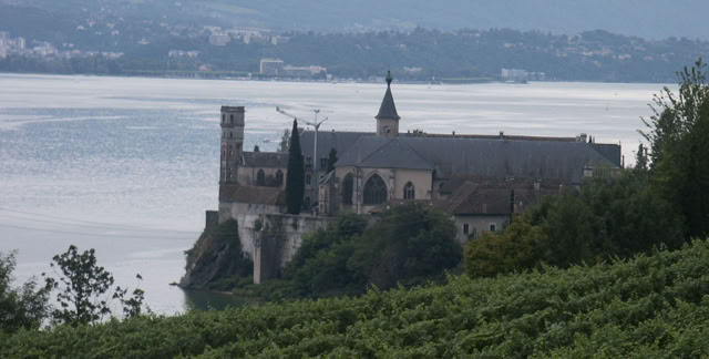Hautcombe. France 2005. Global Studies: Culture Nature. Photo: A.A.Bispo©