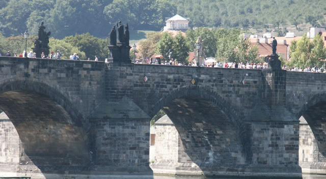 Prague. Czech Republic. 2003. Global Studies: Culture/Nature. Photo: A.A.Bispo©