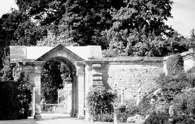 Hever Castle. 1988. Global Studies: Culture/Nature. Photos A.A.Bispo©