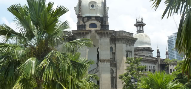 Kuala Lumpur. Malaysia. 2011. Culture/Nature - Global Studies. Photo:A.A.Bispo©
