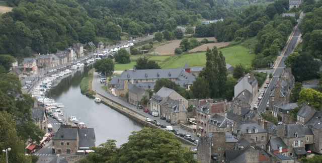 Dinan. Bretagne. 2008. Culture/Nature. Photo: A.A.Bispo©