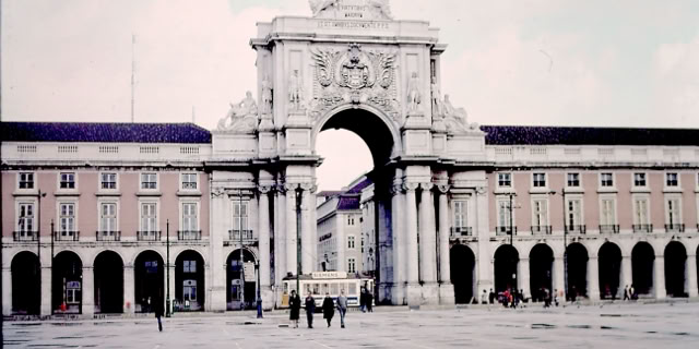 Lisbon. Portugal 1982. Global Studies: Culture/Nature. Photo A.A.Bispo©