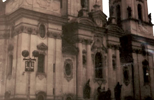 Prague, Czech Republic. 1980. Global Studies: Culture/Nature. Photo: A.A.Bispo©