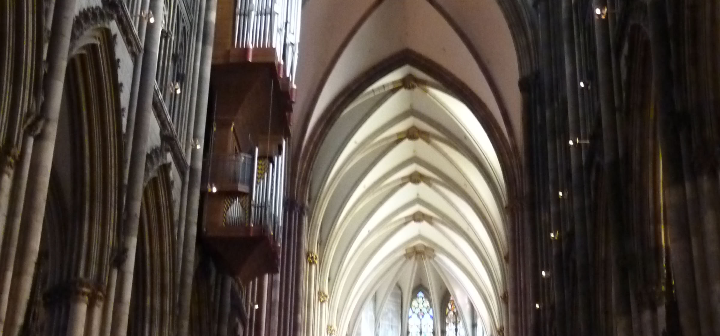 Cologne Cathedral. Colloquium Bach and Villa-Lobos 2001