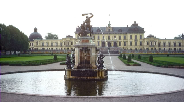 Drottningholm Castle. Sweden. 1983. Global Studies: Culture/Nature. Photo: A.A.Bispo©